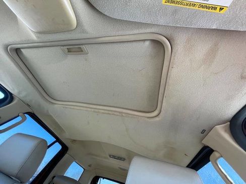 Used 2006 Ford Explorer Eddie Bauer image 32