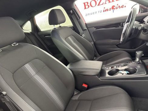 Used 2023 Honda Civic Sport image 16