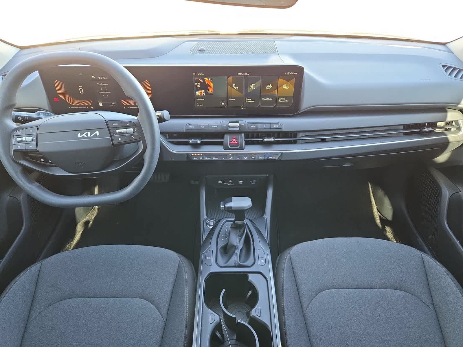 Used 2025 Kia K4 FWD image 16