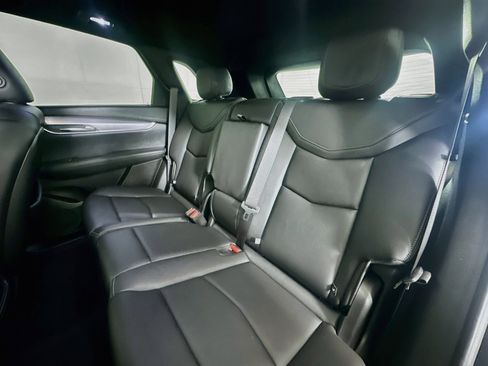 Used 2022 Cadillac XT5 Luxury w/ LPO, ONYX Package FWD image 26