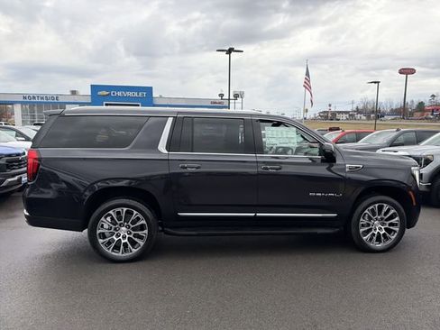 New 2026 GMC Yukon XL Denali w/ LPO, Floor Liner Package AWD/4WD image 5