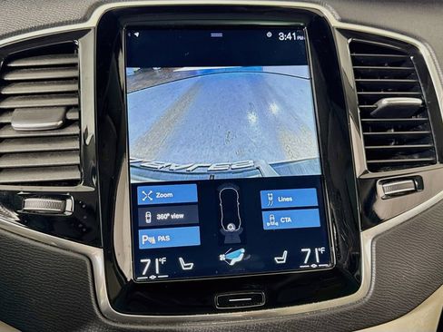 Used 2022 Volvo XC90 T6 Momentum w/ Advanced Package AWD/4WD image 36