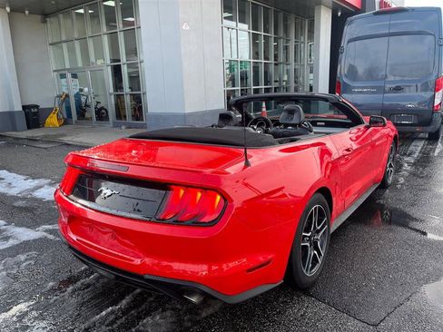 Used 2022 Ford Mustang Premium image 15