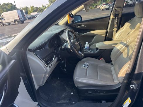 Used 2021 Cadillac XT4 Premium Luxury w/ Driver Awareness Package FWD image 7
