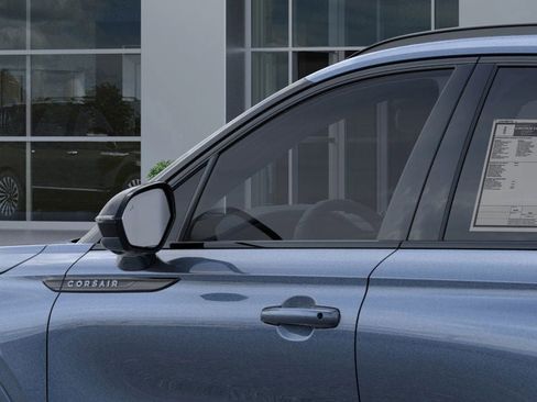 New 2026 Lincoln Corsair Premiere image 20