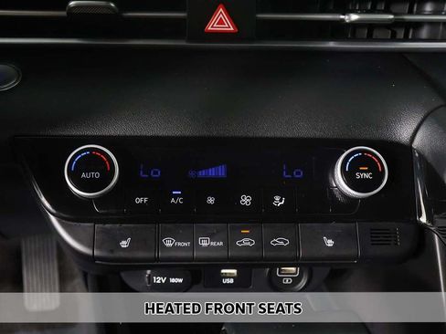 Used 2022 Hyundai Elantra SEL w/ Convenience Package FWD image 6