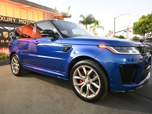 Used 2020 Land Rover Range Rover Sport SVR image 16