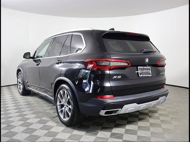 Used 2019 BMW X5 xDrive40i w/ Convenience Package AWD/4WD image 4