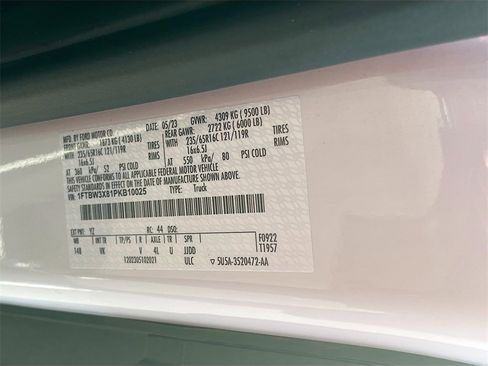 Used 2023 Ford Transit 350 148 High Roof Extended image 28