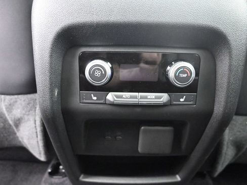 Used 2026 GMC Acadia Denali AWD/4WD image 18