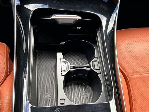 Used 2022 Mercedes-Benz C 300 Sedan image 17