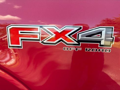 Used 2022 Ford F150 Lariat w/ Equipment Group 502A High AWD/4WD image 41