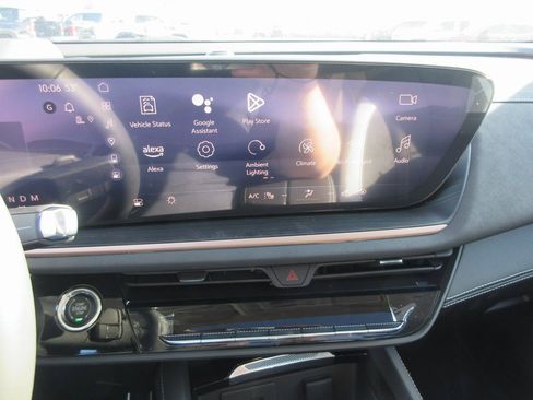 New 2025 Buick Envision Sport Touring image 18