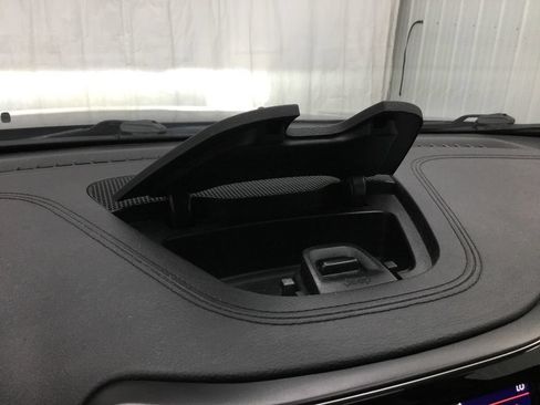 Used 2019 Jeep Cherokee Limited AWD/4WD image 21