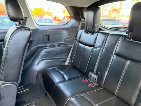 Used 2017 Nissan Pathfinder SL image 23
