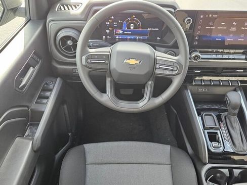 Used 2026 Chevrolet Colorado W/T w/ WT Custom Package image 11