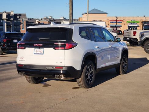 New 2026 GMC Acadia AT4 w/ LPO, Floor Liner Package image 4