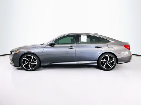 Used 2018 Honda Accord Sport image 4