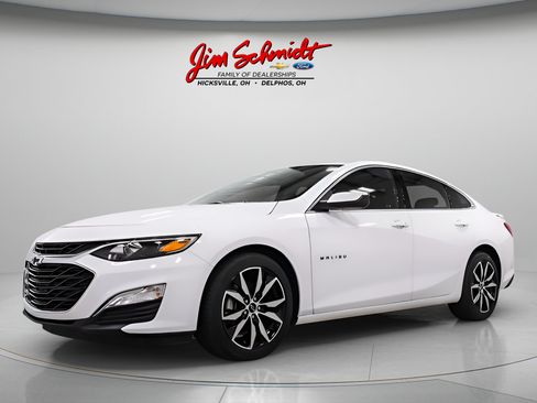Used 2023 Chevrolet Malibu RS FWD image 3