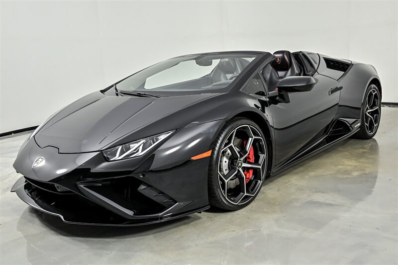 Used 2020 Lamborghini Huracan EVO RWD image 5