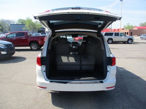 Used 2018 Honda Odyssey Elite image 7