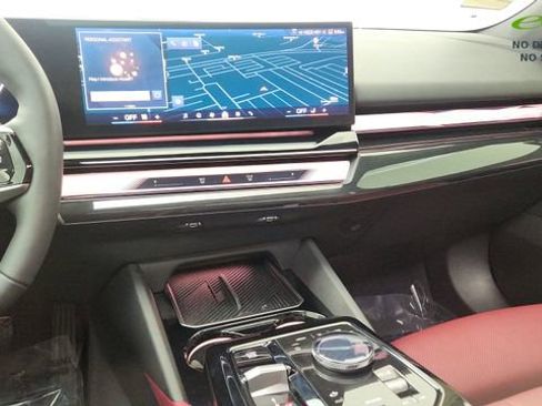 Used 2026 BMW 540i xDrive image 46