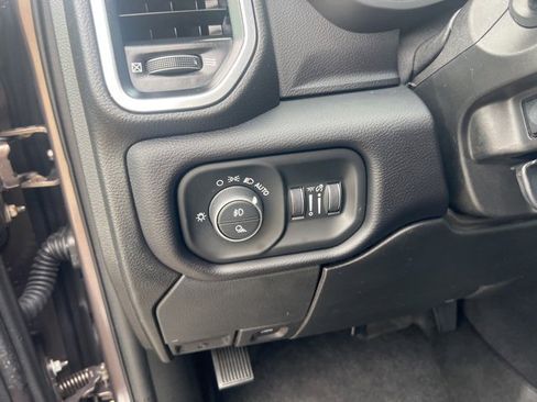 Used 2021 RAM 3500 Laramie image 17