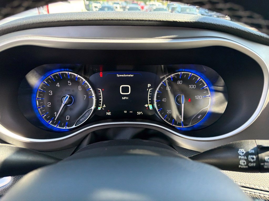 New 2027 Chrysler Pacifica Select FWD image 22