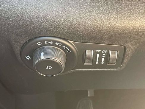 Used 2026 Jeep Compass Limited AWD/4WD image 27