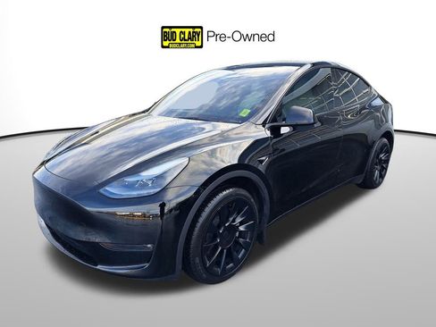 Used 2023 Tesla Model Y Long Range image 1