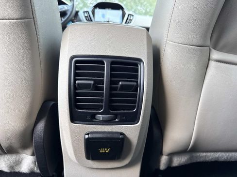 Used 2019 Ford Escape Titanium FWD image 16