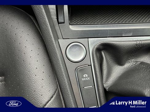 Used 2017 Volkswagen Golf Alltrack SE image 29