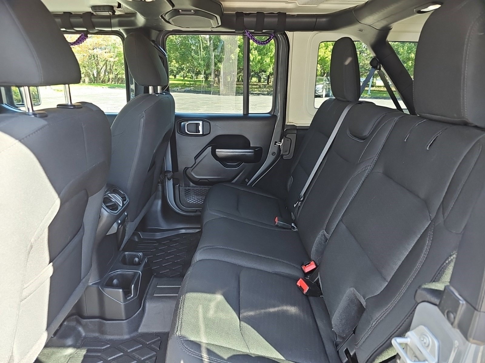 Used 2021 Jeep Wrangler Unlimited Sport AWD/4WD image 17