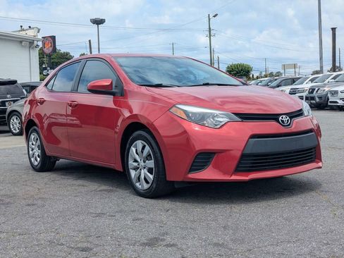 Used 2014 Toyota Corolla LE FWD image 3