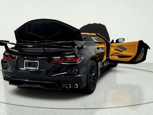 Certified 2023 Chevrolet Corvette Stingray Premium Conv w/ Z51 Performance Package RWD image 12
