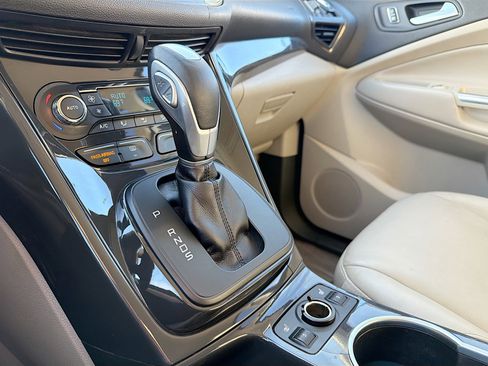Used 2015 Ford Escape Titanium image 11