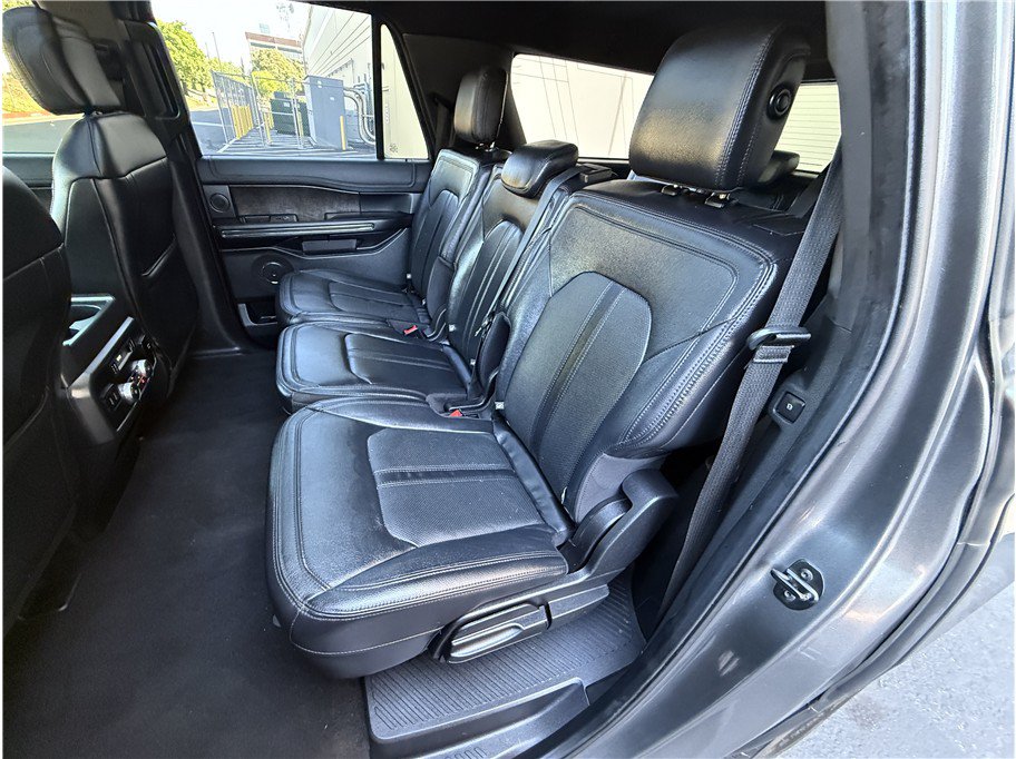 Used 2019 Ford Expedition Max Limited RWD image 13