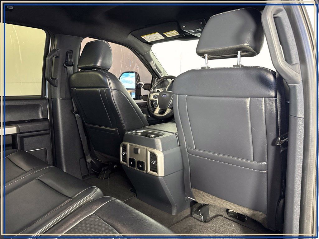 Used 2022 Ford F250 Lariat w/ Black Appearance Package AWD/4WD image 43