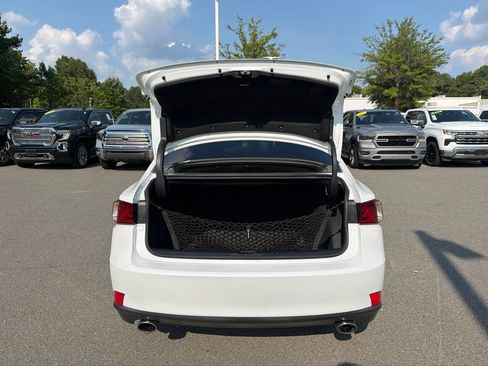 Used 2016 Lexus IS 350 RWD image 36