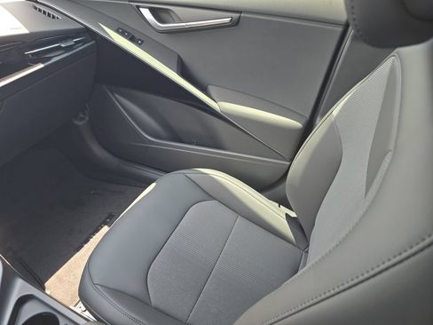 New 2026 Kia Niro Wind FWD image 16