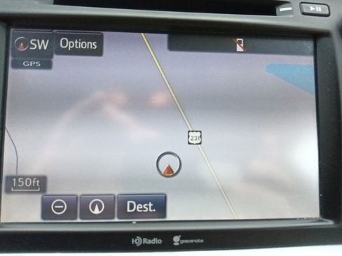 Used 2015 Toyota Highlander XLE image 21