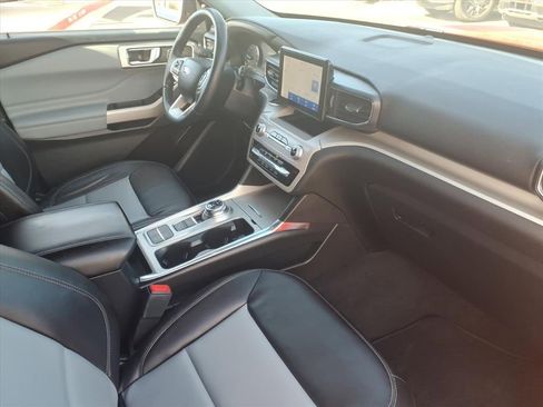 Certified 2023 Ford Explorer XLT w/ Equipment Group 202A image 10