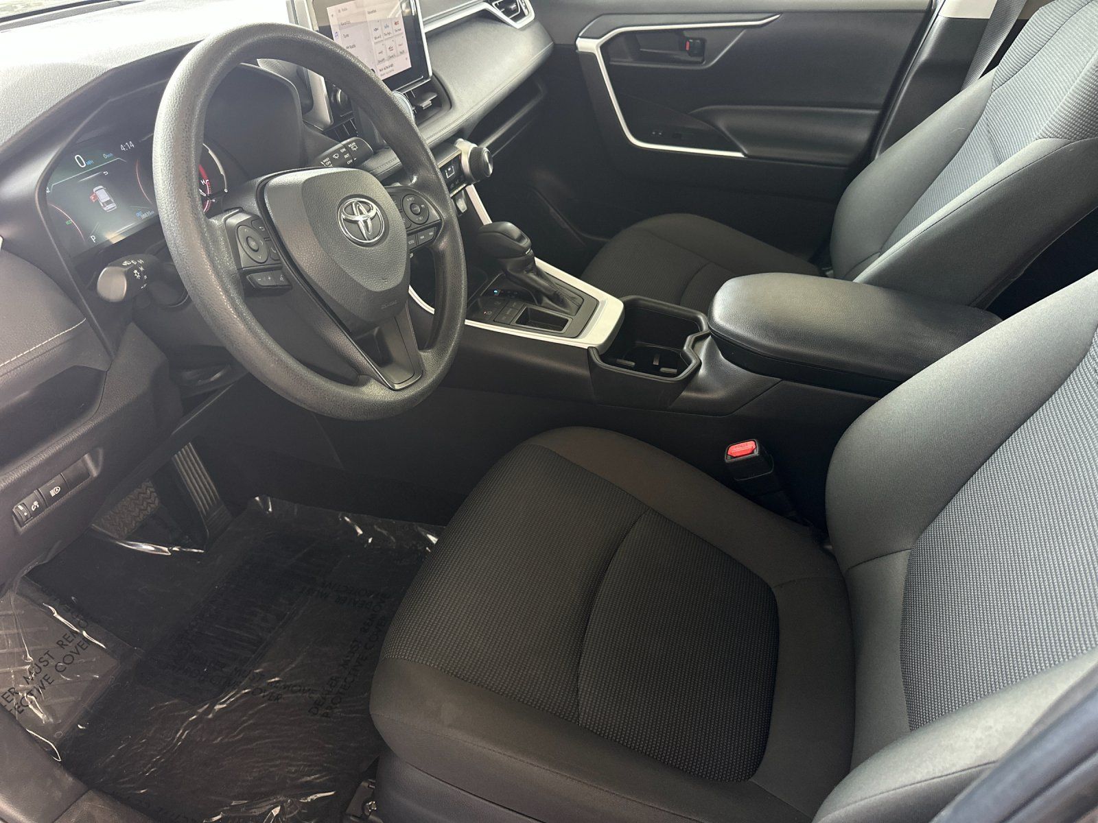 Used 2025 Toyota RAV4 LE FWD image 9