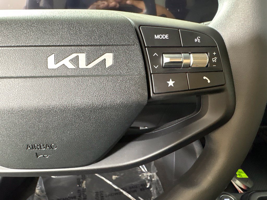 New 2026 Kia K4 FWD image 25