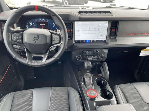 New 2025 Ford Bronco Raptor image 4