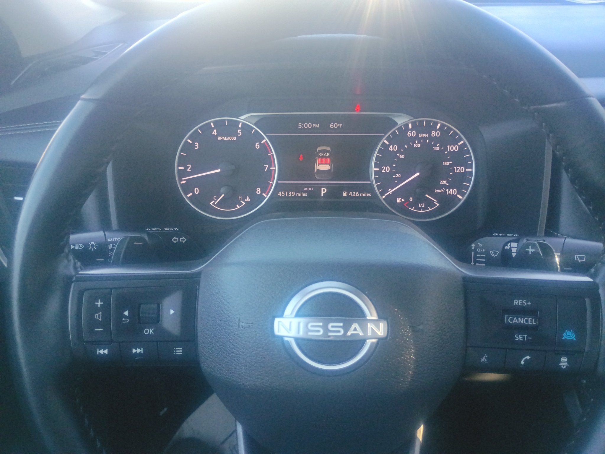 Used 2025 Nissan Rogue SV AWD/4WD image 18