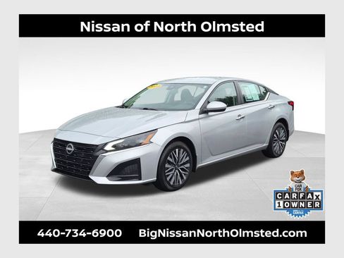 Certified 2023 Nissan Altima 2.5 SV AWD/4WD image 1
