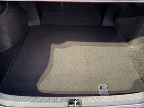 Used 2018 Toyota Camry XSE image 16