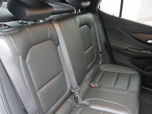 Used 2024 Buick Envista Sport Touring w/ Convenience I Package image 24