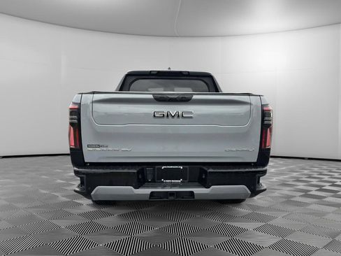 Used 2024 GMC Sierra EV Denali image 8